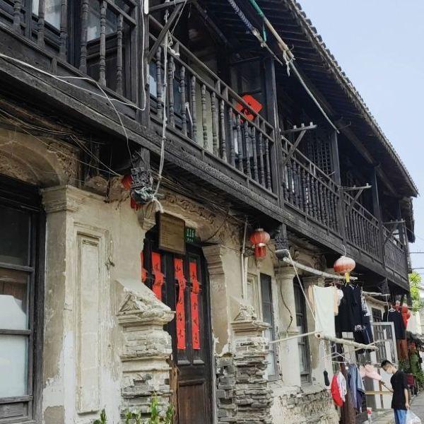 逃离沙漠建筑